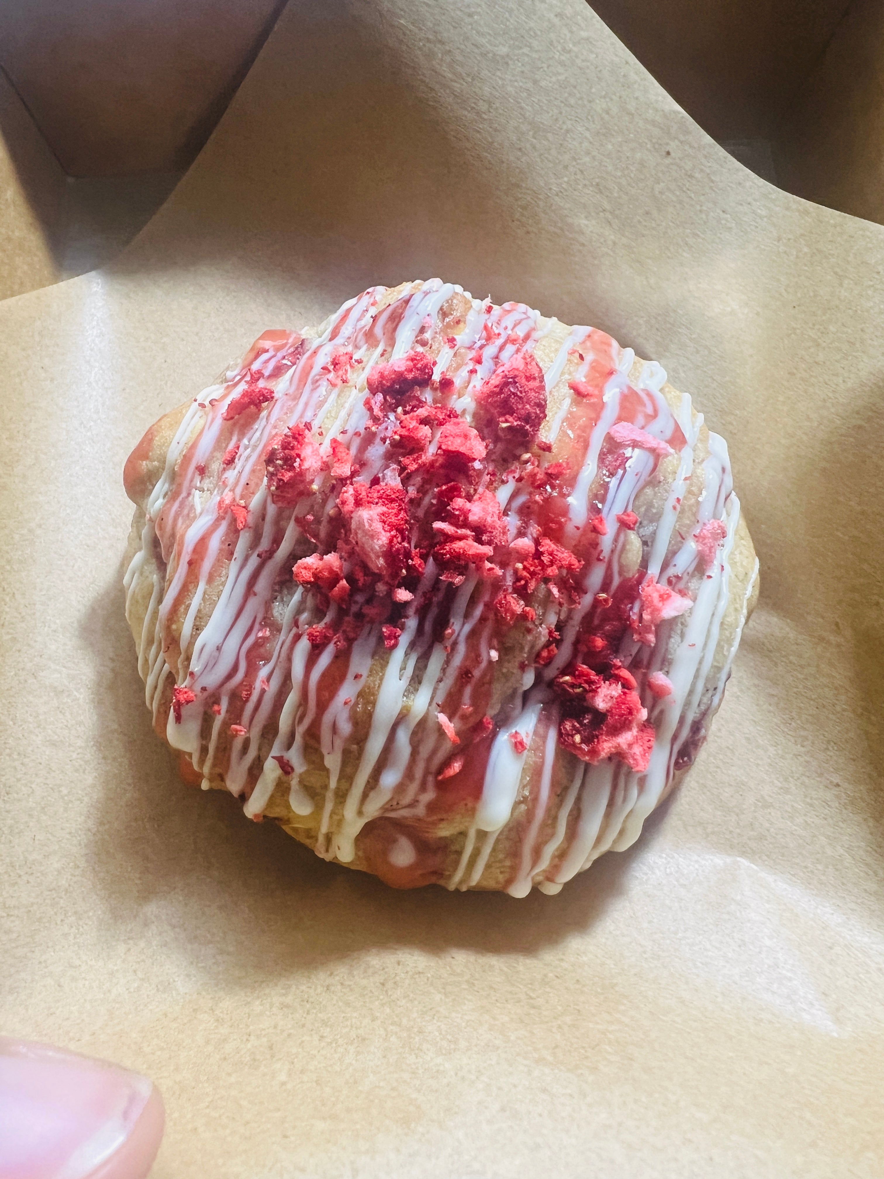 Strawberry Cheesecake Cookie